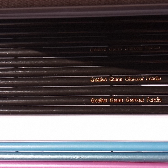 TEKNO Tin of Coloring Pencils - Picture 10 of 12